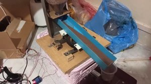 дозатор сыпучих из г..вна и палок своими руками