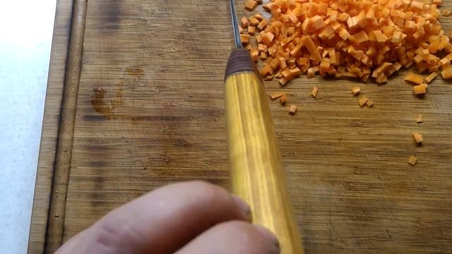 Кухонный нож. Сталь Niolox . смотреть онлайн