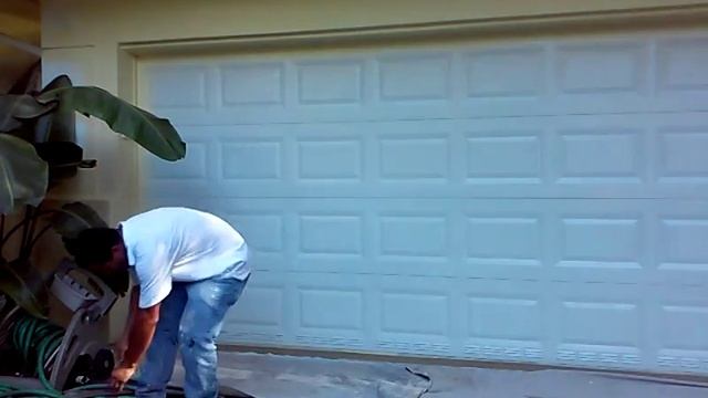 How Spray And Painting An Garage Door | Spray Techniques How Using An Airless Sprayer смотреть онлайн