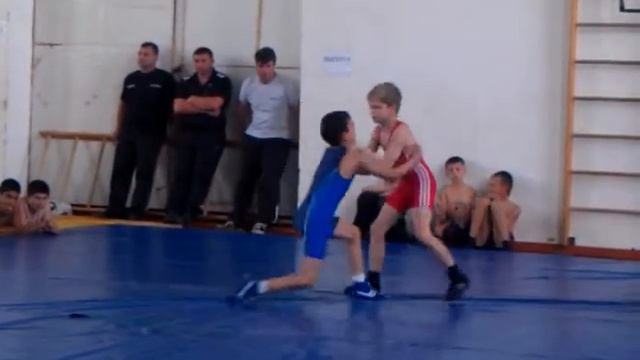 Первые шаги чемпиона смотреть онлайн