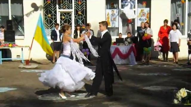 танец Карина и Назар смотреть онлайн