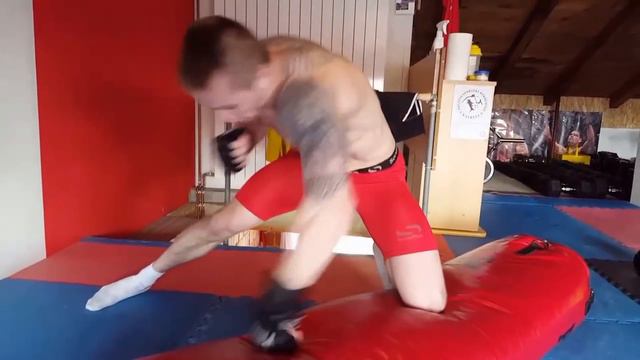 TRENING SNAGE ZA BORCE - MMA, JUDO, HRVANJE, BOKS смотреть онлайн