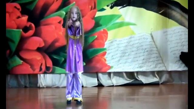 танец Бандари исполняет Алиса Слободяник Школа восточного танца SAKINA г. Минусинск смотреть онлайн