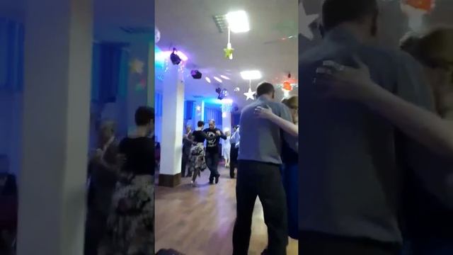 Танго-вальс 1 в честь дня Победы 2018 смотреть онлайн
