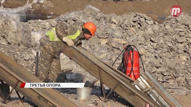 В Улан-Удэ строители третьего моста приступили к заключительному этапу возведения опор смотреть онлайн
