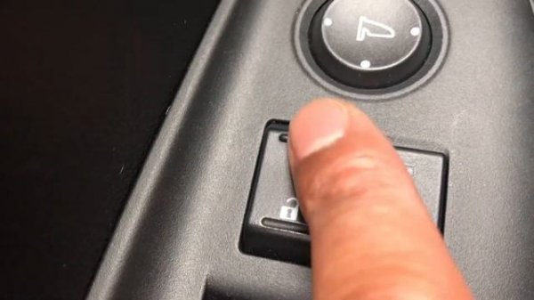 HONDA FIT - DOOR LOCK AND UNLOCK - HOW TO