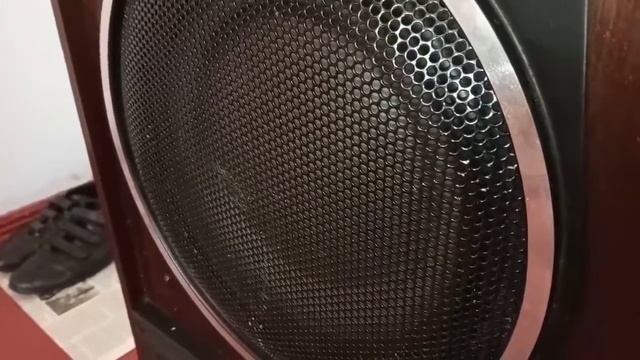 Radiotehnika S-90(35АС-012) и Radiotehnika У-101-СТЕРЕО BASS TEST (1ч.) смотреть онлайн