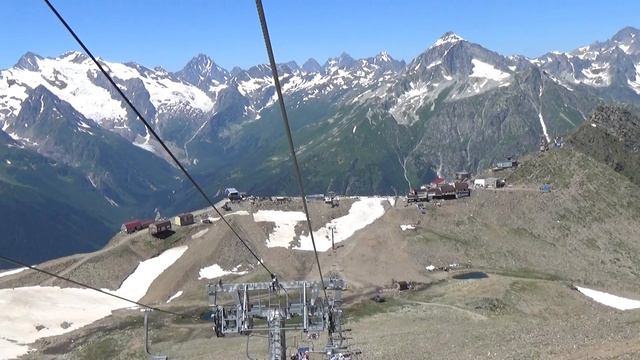 На машине КАВКАЗ-КРЫМ 2016 г. Часть 18 (Спуск с Домбай-Ульген) смотреть онлайн