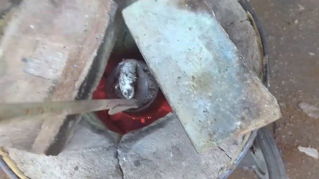 Литьё алюминия в домашних условиях,плавим алюминий своими руками.Инструкция по плавке алюминия. смотреть онлайн