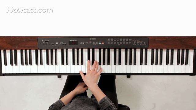 How to Play Dominant 7th Chords | Keyboard Lessons смотреть онлайн