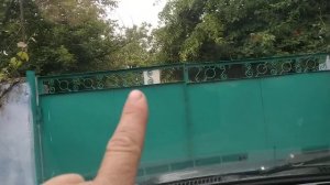 Избавляемся от жирных пятен на лобовом стекле