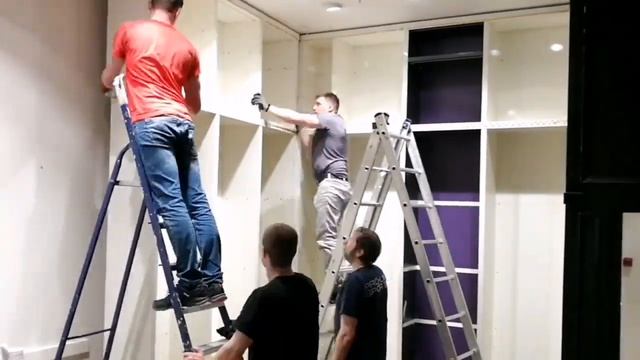 Закрытие магазина в торговом центре смотреть онлайн