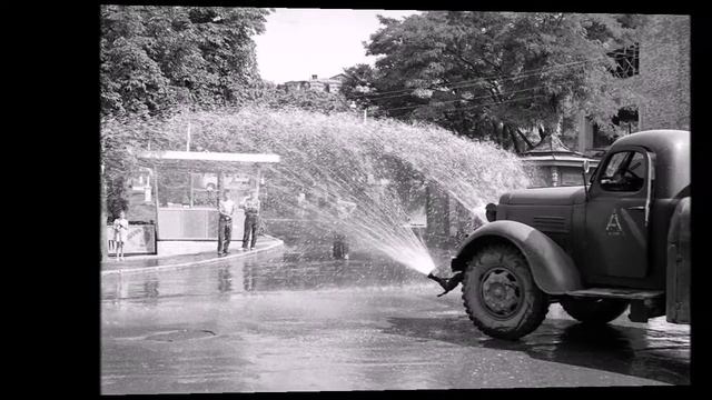 Оркестр Лунного Света "Поливалка" смотреть онлайн