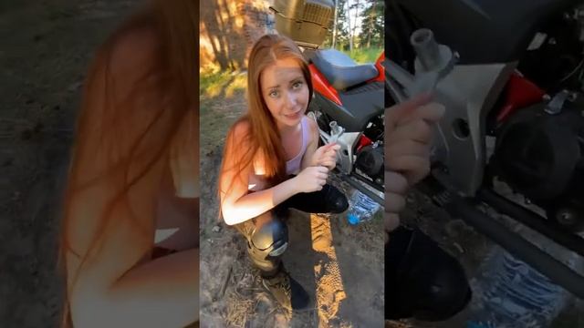 Какое масло заливать в мотоцикл? Меняю Мотюль на Лукойл смотреть онлайн