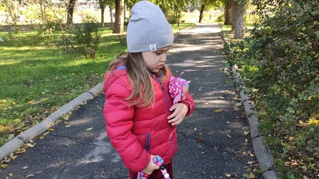 Доченька рассказывает стих для папы смотреть онлайн