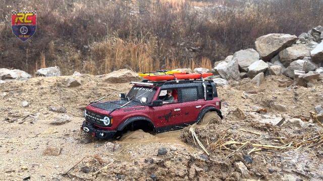 1/10 Scale RC car TRAXXAS TRX-4 | Ford NEW Bronco 2021 Mud Off-road Driving 4X4 RC Car #39 смотреть онлайн