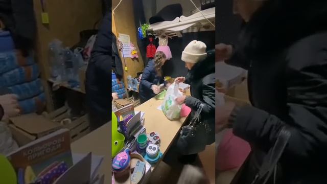 Добрые дела продолжаються))Очень сильно помогает людям Светлана Николаевна ) смотреть онлайн