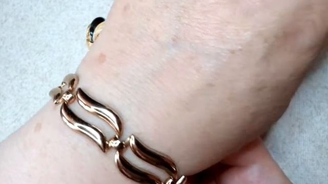 15. Распаковка посылки с винтажной бижутерией. Инталия, браслеты. смотреть онлайн