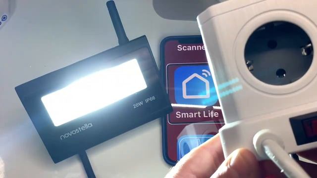 Novostella pack projecteurs Google Assistant Alexa : Accessible iOS Android IP66 intérieur extérieu смотреть онлайн