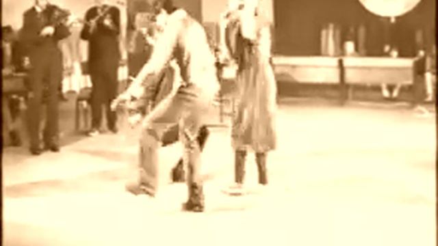 Cigánycsárdás (Gypsy Csárdás) смотреть онлайн