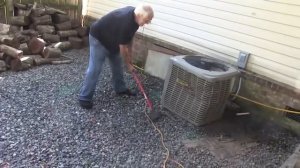 ЗЛОЙ ДЕД РАЗБИЛ КОНДИЦИОНЕР