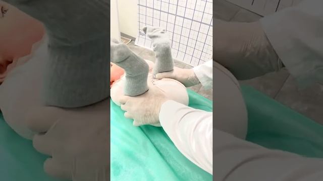 Запор у грудничка - детский массаж смотреть онлайн