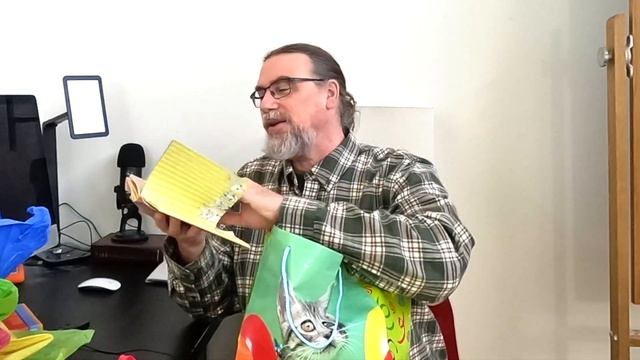 Dr. Sadler Unboxing | A Belated Birthday Bag Of Multiple Cat-Centric Gifts From My Mother-In-Law смотреть онлайн
