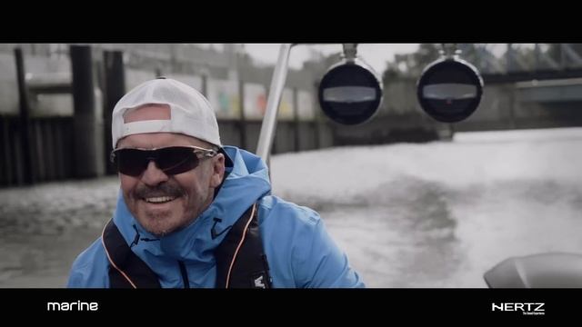 Mustang VS Lund Power boat, a film by the Hertz Sound Experience смотреть онлайн