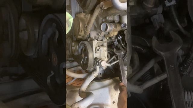 V3- Mitsubishi Triton L200 Strada MQ MR Injector Pump EGR Inlet Manifold Intake Remove Install 4N15