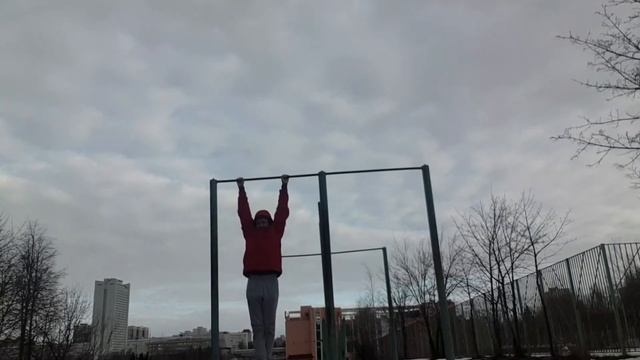 30 дней на скакалке , 125 подтягиваний . смотреть онлайн