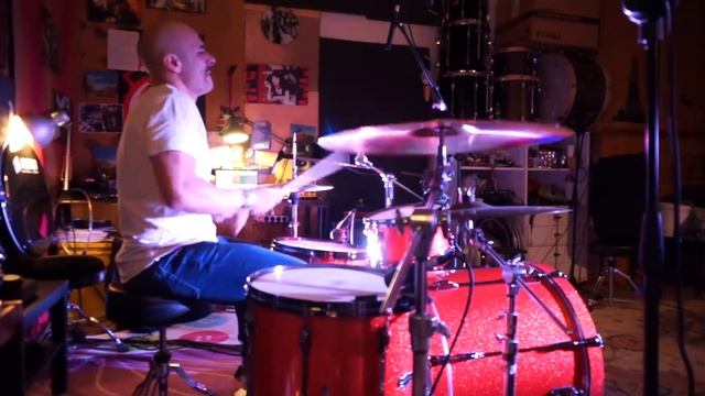 Tama Superstar Hyper-Drive Maple shell смотреть онлайн
