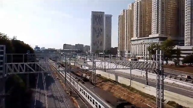 ЭД4М проезжает под мостом около станции Беговая смотреть онлайн