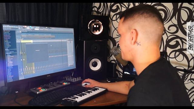 Как написать минус: RAE SREMMURD - Black Beatles (REMAKE 🔌 EASY BEATMAKER)