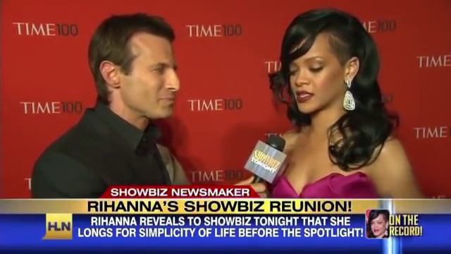 Rihanna shows AJ Hammer how to pronounce her name смотреть онлайн