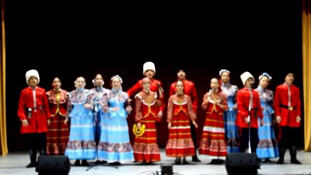 Песня "Братья - казаки" Исполняет хоровой коллектив "Казачья удаль" смотреть онлайн