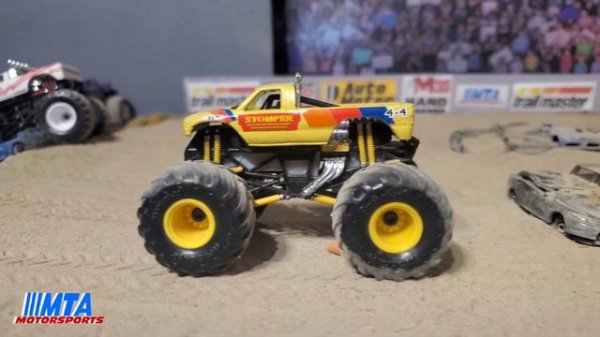Old School Diecast Monster Truck Racing!