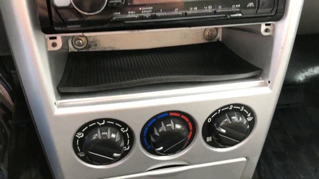 ВАЗ Lada Priora 2008 1.6 (98) МТ Экспресс обзор от Сергея Бабинова, Автосалон Boston смотреть онлайн