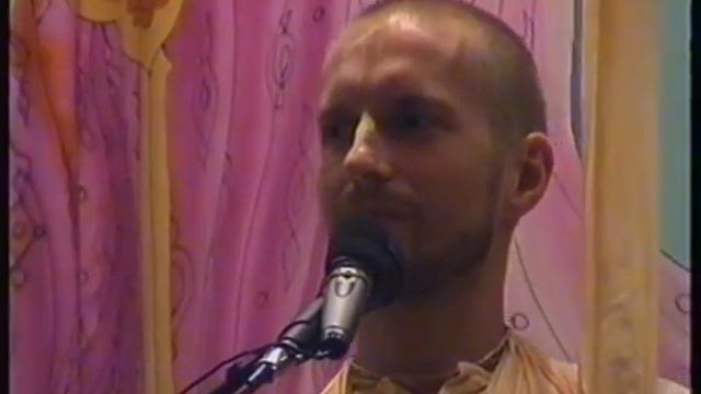 Шрила Гурудев на Красной площади, фестиваль и начало парикрамы вокруг Говордхана смотреть онлайн