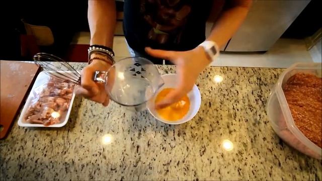 How to Make RAW CAT FOOD (RECIPE) – Homemade Cat Food for Healthy Cats смотреть онлайн