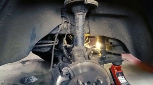 Перезалил видео Ford Transit 2.0 сорвало трубку подачи гидроусилителя с гидронасоса.