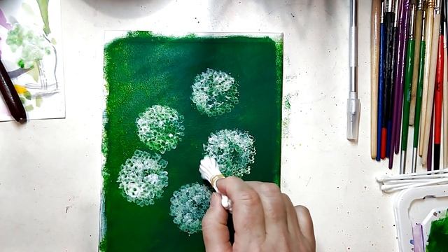 Как быстро нарисовать одуванчики/ техника рисования ватными палочками/ Акварель, акрил, гуашь. смотреть онлайн
