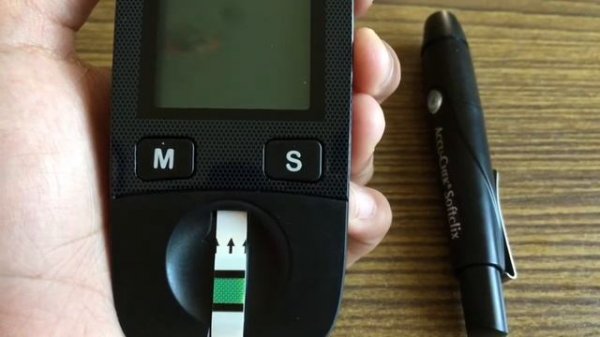 How Use Accu Chek Active Glucometer | Lancet Needle Pin Change | Test Glucose at Home Diabetes Guid