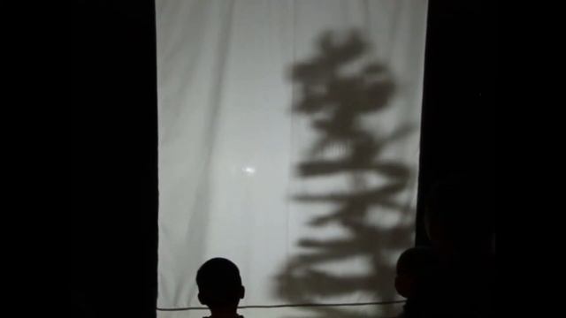 История одной елки. Белый ангел смотреть онлайн