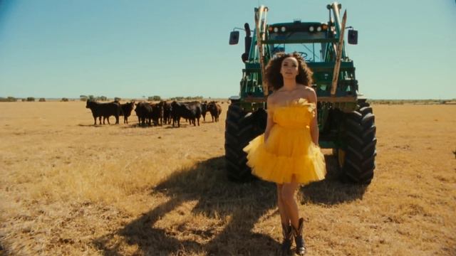 Isabella - Out More (Official Video)