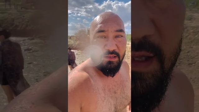 Первый раз в этом году на речке Шынгырлау пляж ? зко Аксай смотреть онлайн