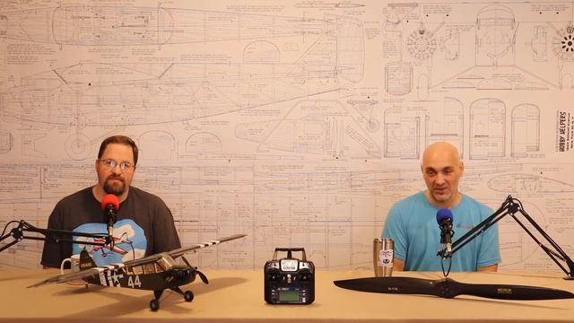 Ep 54: Radio Giveaway, Tri-Motor Project, Buying Used RC Equipment, and Listener Questions смотреть онлайн