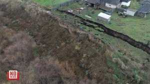 Разлом земли в уральской деревне. No comment