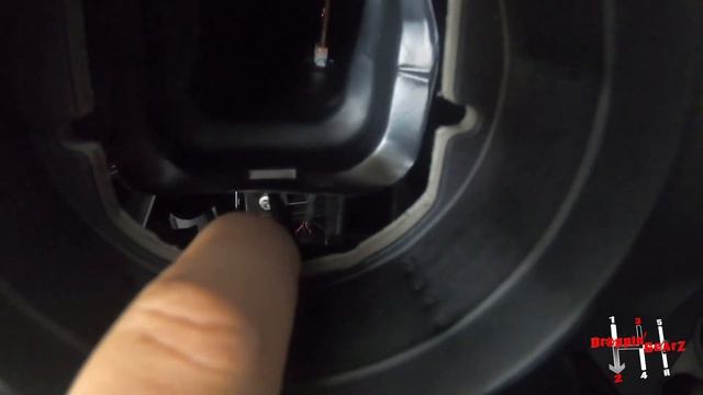 Audi RS3/A3/S3 P3 Custom Integrated Digital Gauge смотреть онлайн