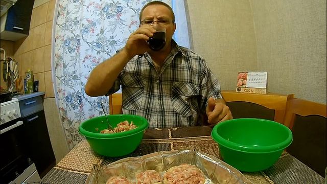 Как приготовить фаршированные сыроежки. Санина кухня. Pildītas sēnes bērzlapas ar malto gaļu. смотреть онлайн