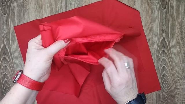 Рюкзак весь ♥️КРАСНЫЙ ?/ Шьём монохром смотреть онлайн